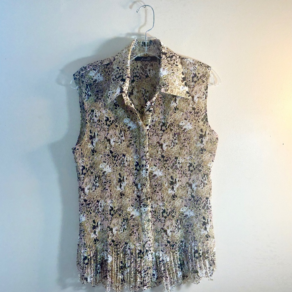 Essentials by Milano Sleeveless Top